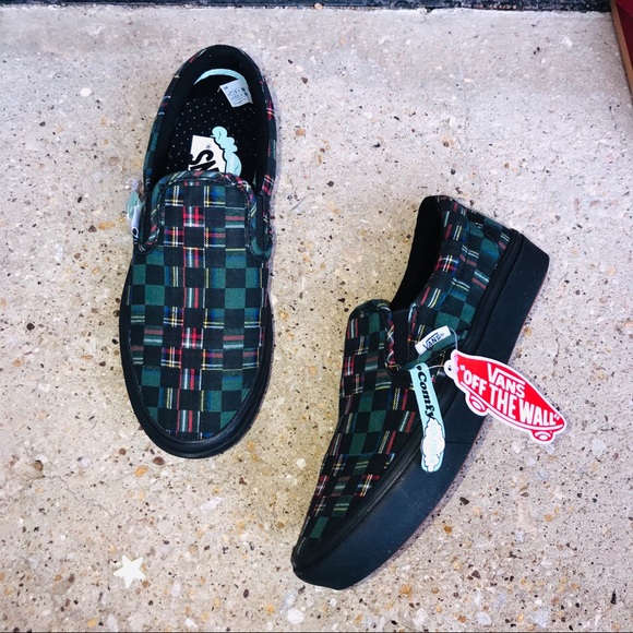 Vans Shoes - Vans slip on Comfy Cush Plaid sneakers